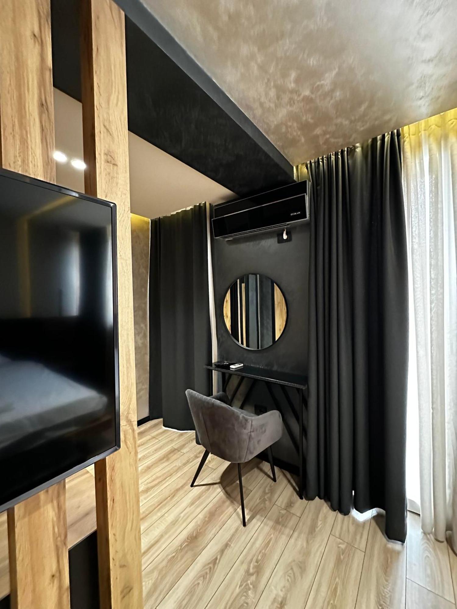 Zet Apartments - Bedroom & Bathroom Pristina Kültér fotó