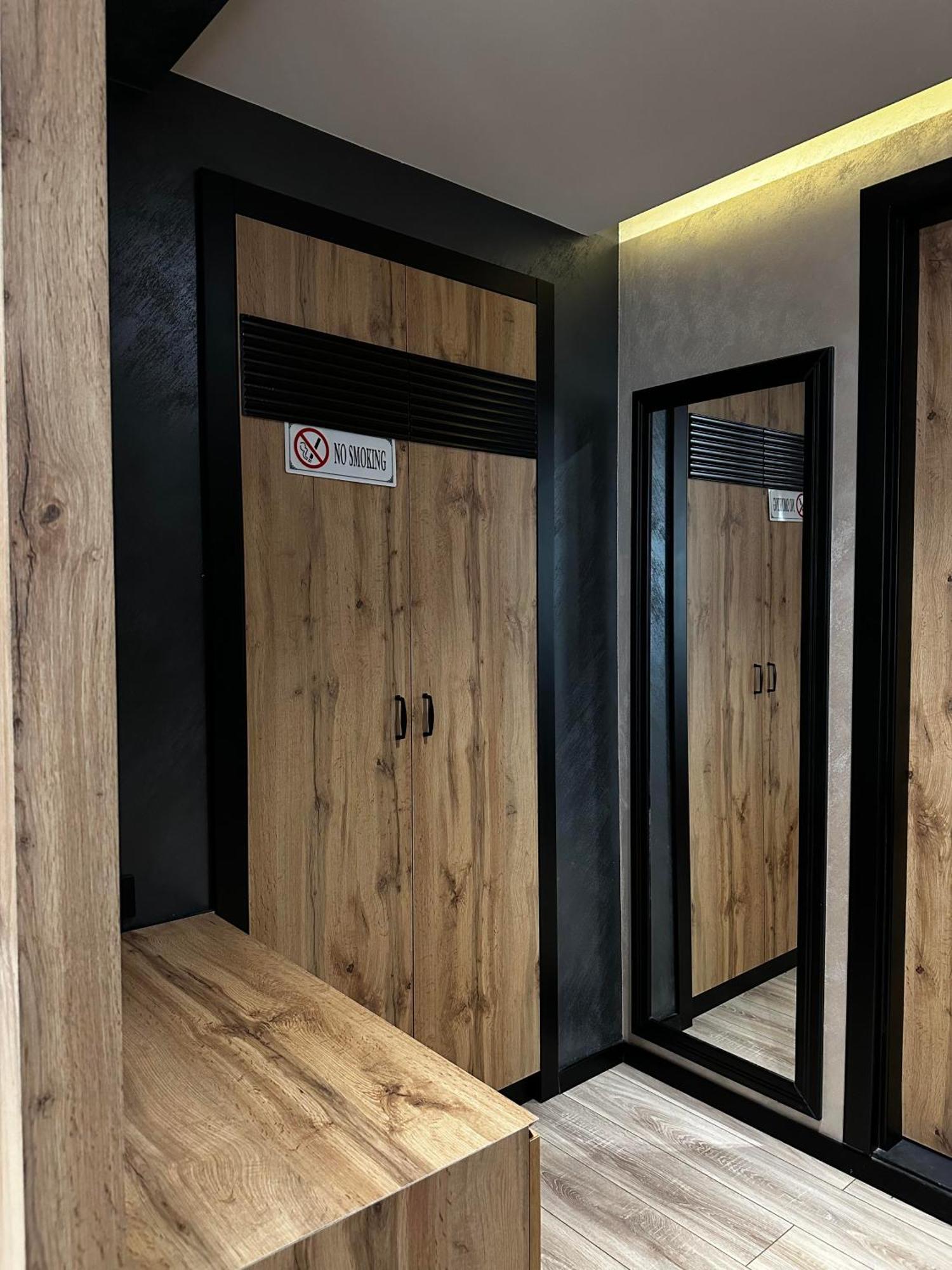 Zet Apartments - Bedroom & Bathroom Pristina Kültér fotó